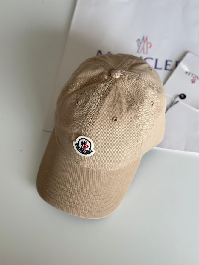 MONCLER-CAP