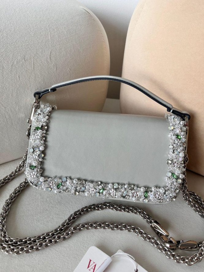 VALENTINO- GARAVANI LOCÒ SMALL EMBROIDERED SHOULDER BAG