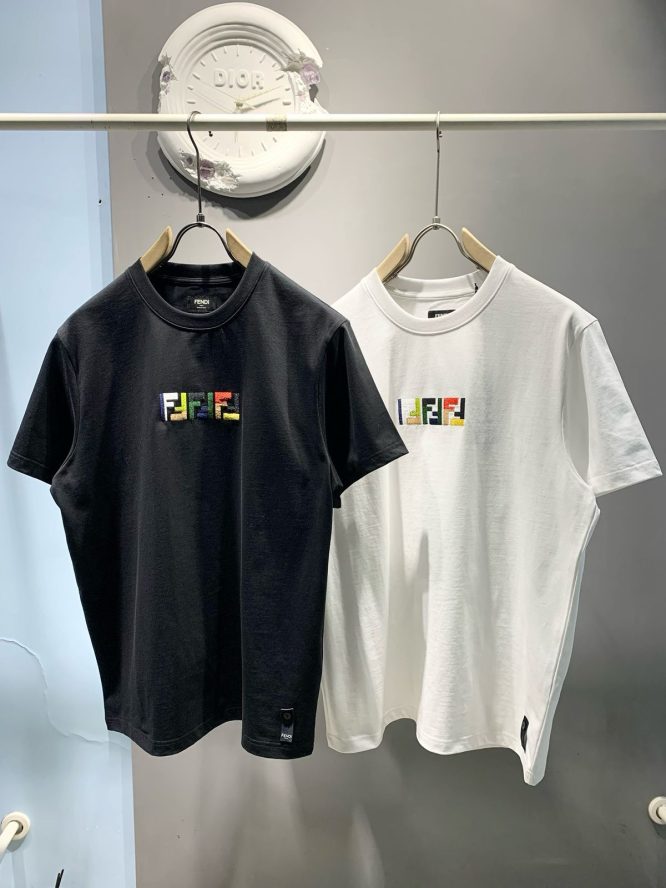 FENDI T-SHIRT