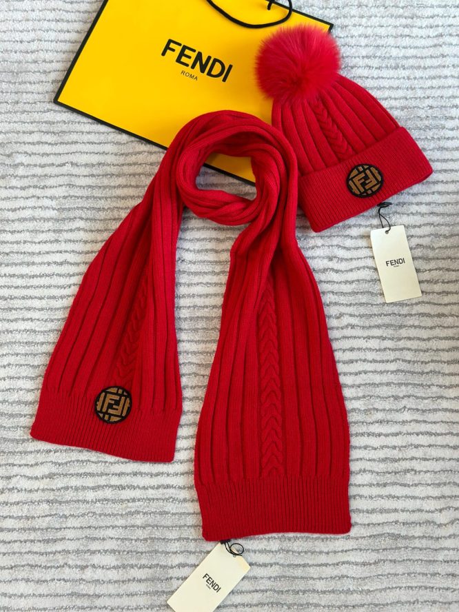 FENDI BEANIE SET