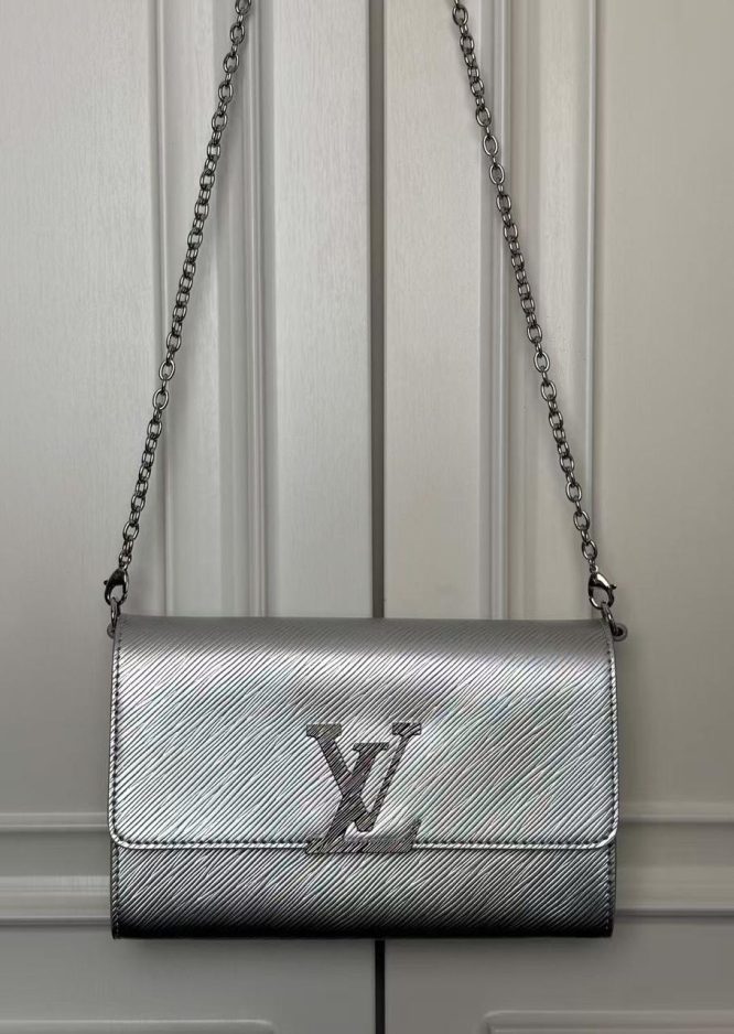 Louis Vuitton Women's Luxury - Handbag