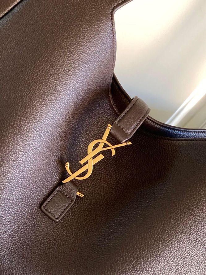 YSL Saint Laurent Bea Shoulder Bag | Farfetch