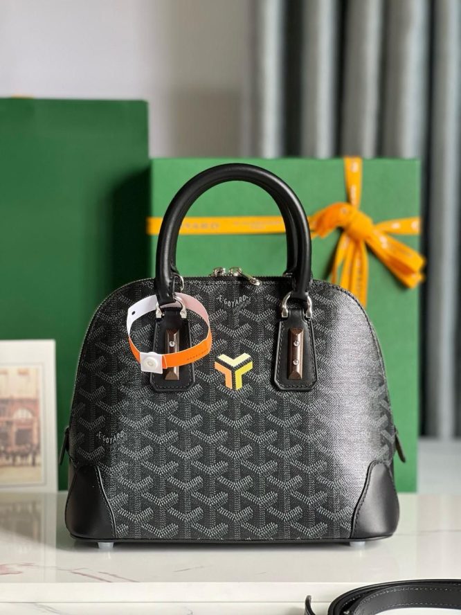 Goyard Clair Leather Hand Bag