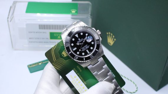ROLEX- GMT-MASTER II "BATMAN" MENS JUBILEE BRACELET SWISS WATCH