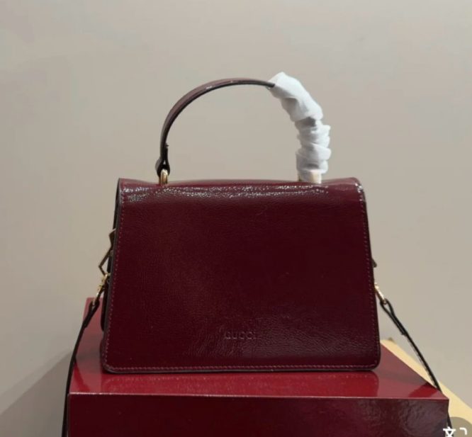 GUCCI-DIONYSUS-BAG-WOMEN