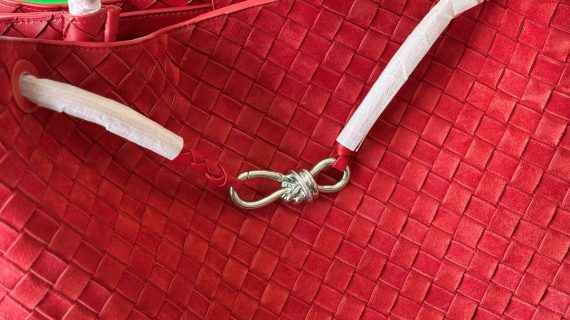 BOTTEGA-VENTEA-ANDIAMO-BAGS-WOMEN