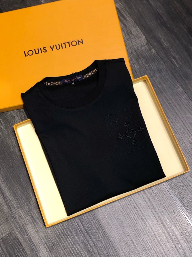 LOUIS-VUITTON-T-SHIRT-MEN