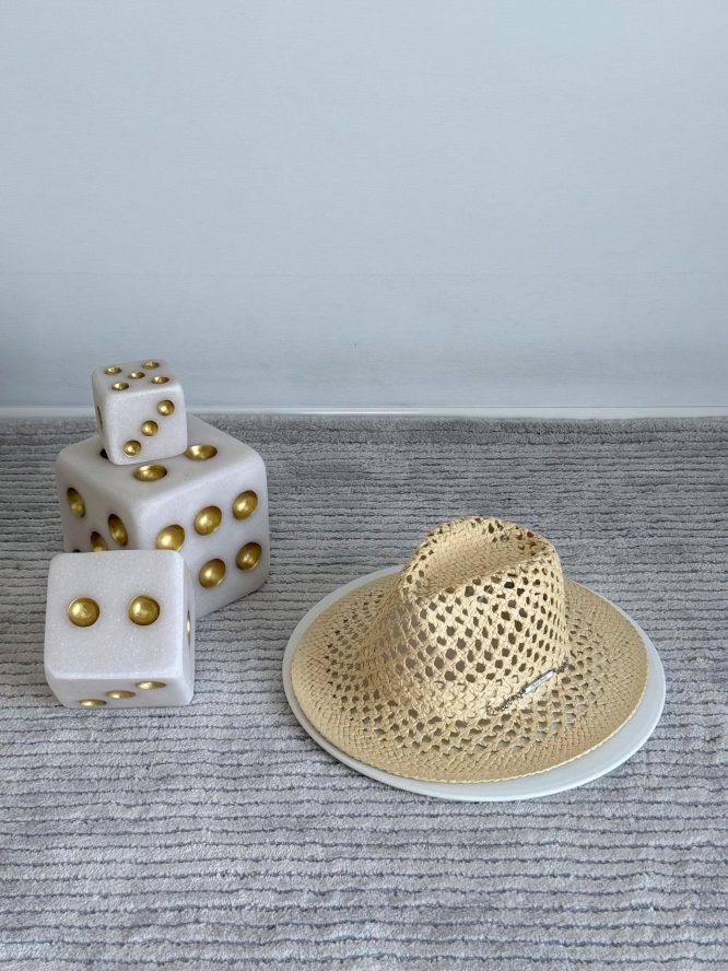 MIU-MIU-HATS-WOMEN