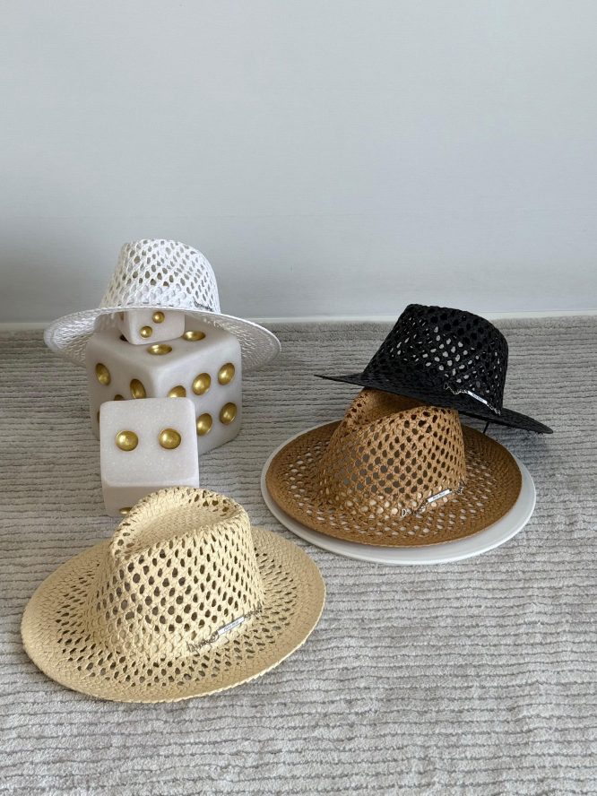 MIU-MIU-HATS-WOMEN