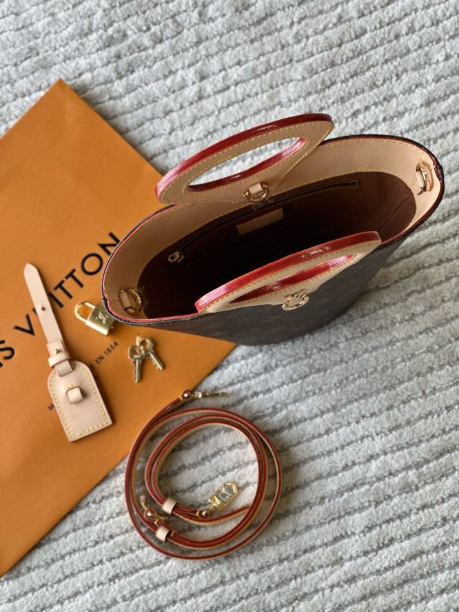 Louis Vuitton Handbag