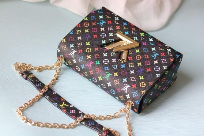 LOUIS-VUITTON-TWIST-BAG-WOMEN