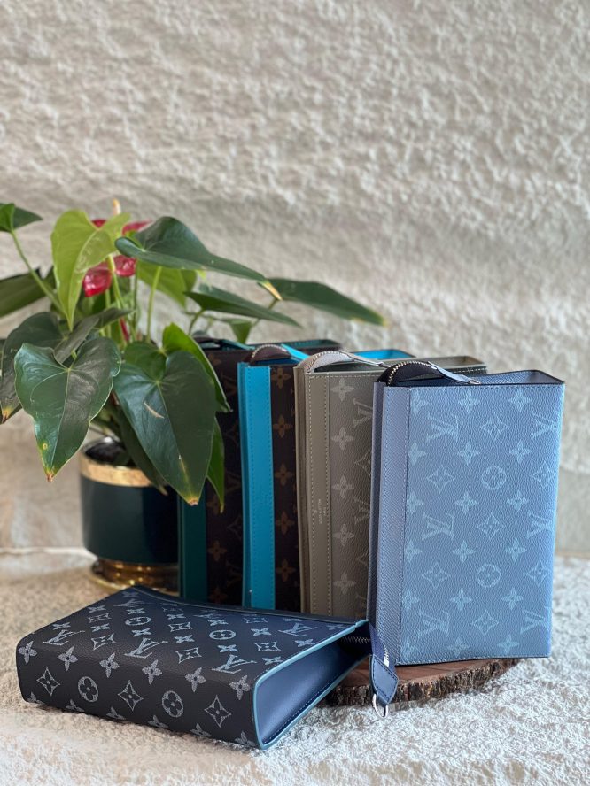 LOUIS-VUITTON-MONOGRAM-BAG-MEN