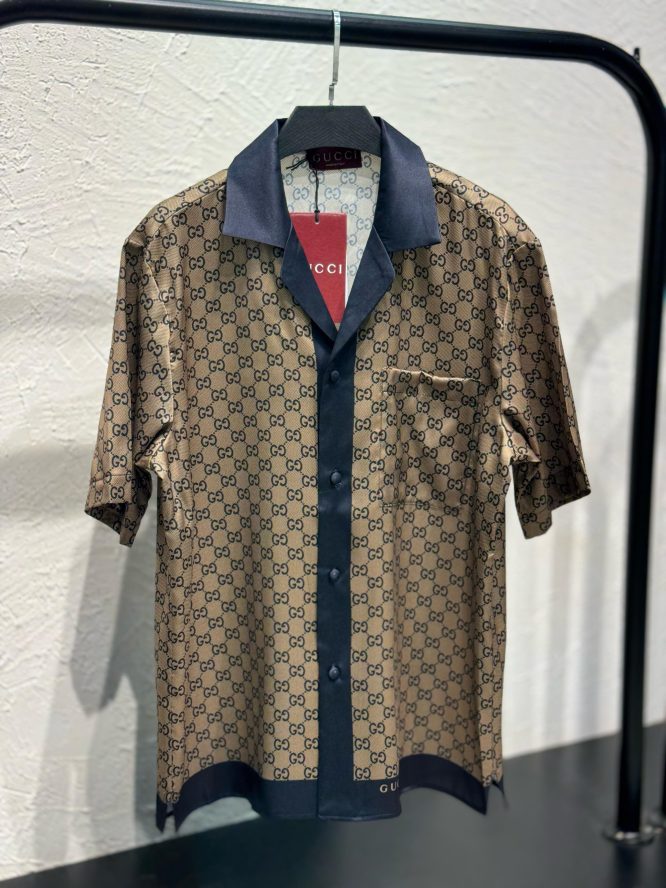 Gucci Printed silk shirt&Shorts set