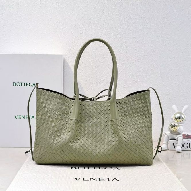 Bottega Veneta Womens Pinacoteca Tote Bag