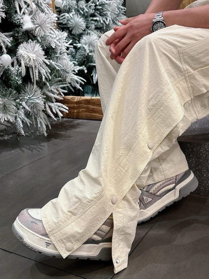 BALENCIAGA-CARGO-PANTS-MEN