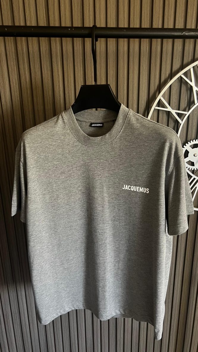 JACQUEMUS-T-SHIRT-MEN