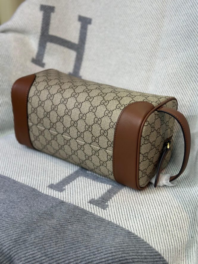 GUCCI-VANITY-BAG-WOMEN