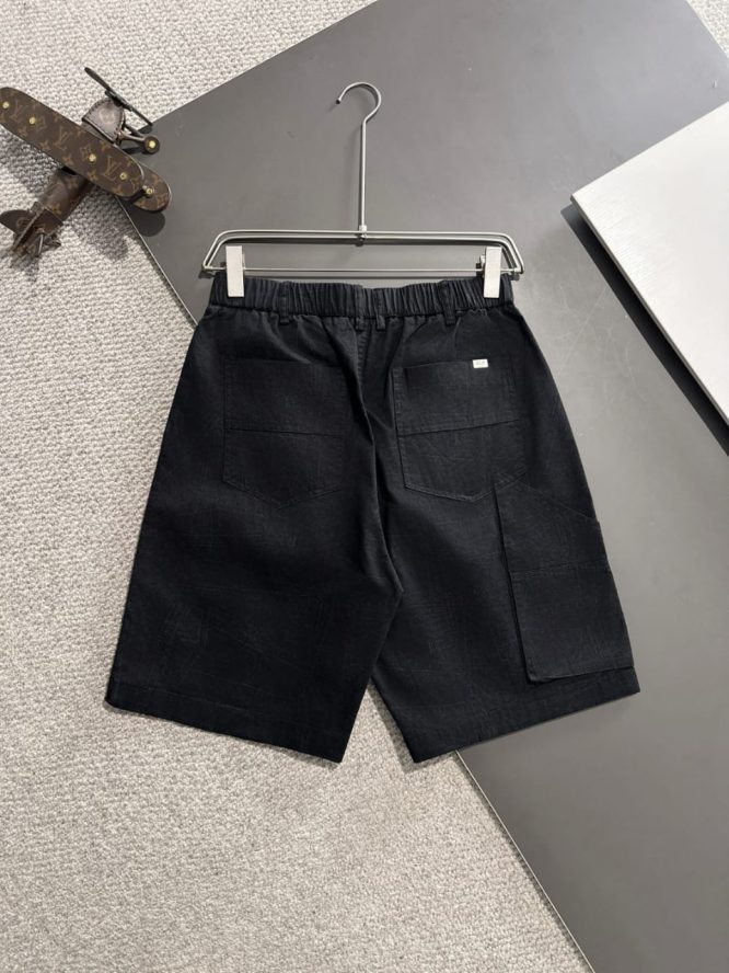 BALENCIAGA-25-CARGO-SHORT-MEN