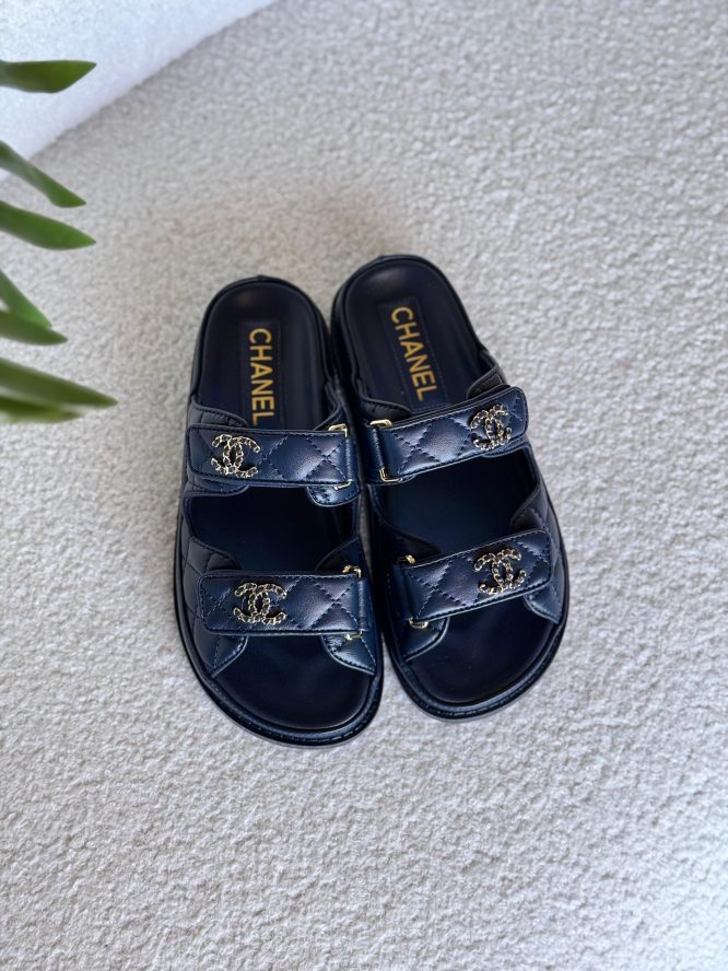 CHANEL-DAD-SANDALS-WOMEN