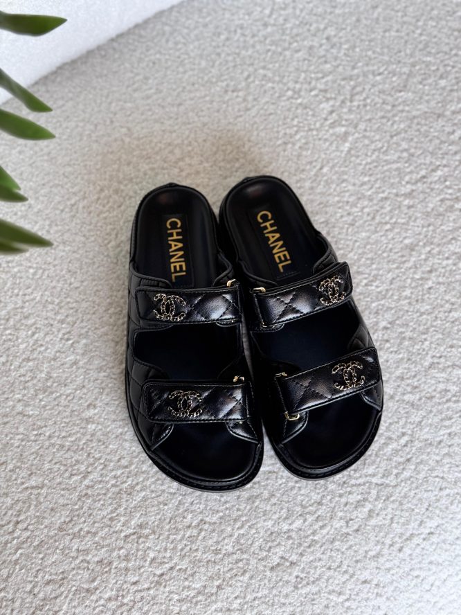 CHANEL-DAD-SANDALS-WOMEN