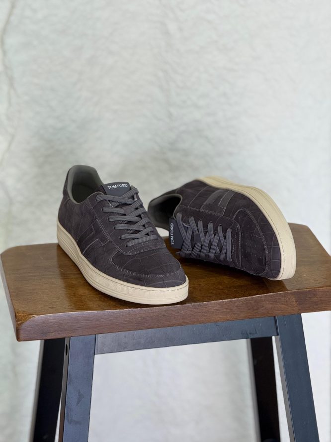 TOM-FORD-SUEDE-SNEAKERS-MEN