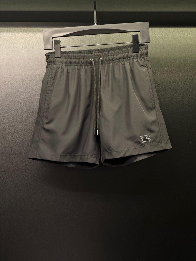 BURBERRY-SWIMMING-SHORT-MEN