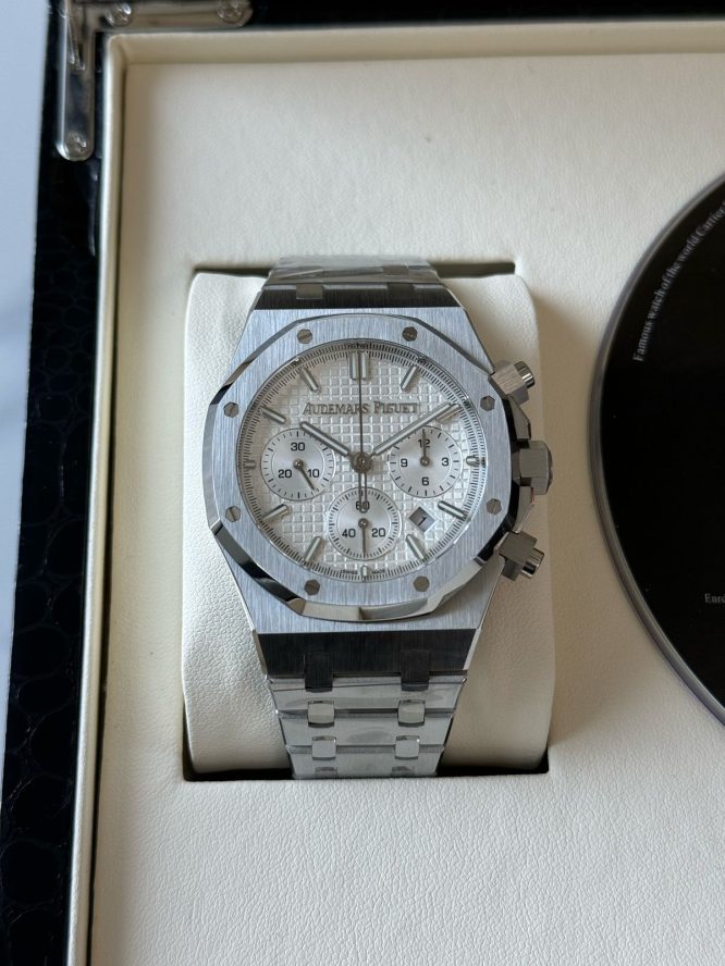 AUDEMARS-PIGUET-ROYAL-OAK-CHRONOGRAPH-WATCH-MEN