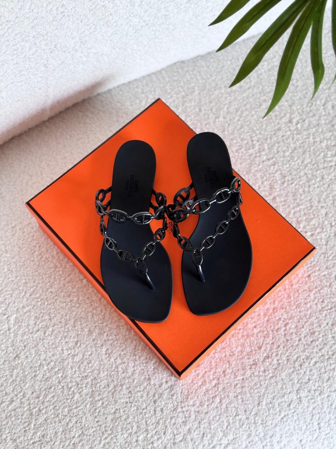 HERMES-ISLAND-SANDAL-WOMEN