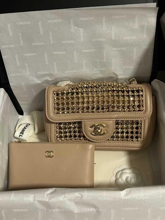Chanel Full Hand Bag