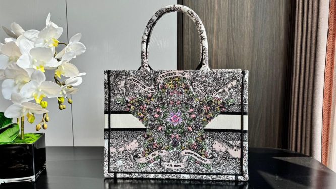 DIOR-BOOK-TOTE-BAG-WOMEN
