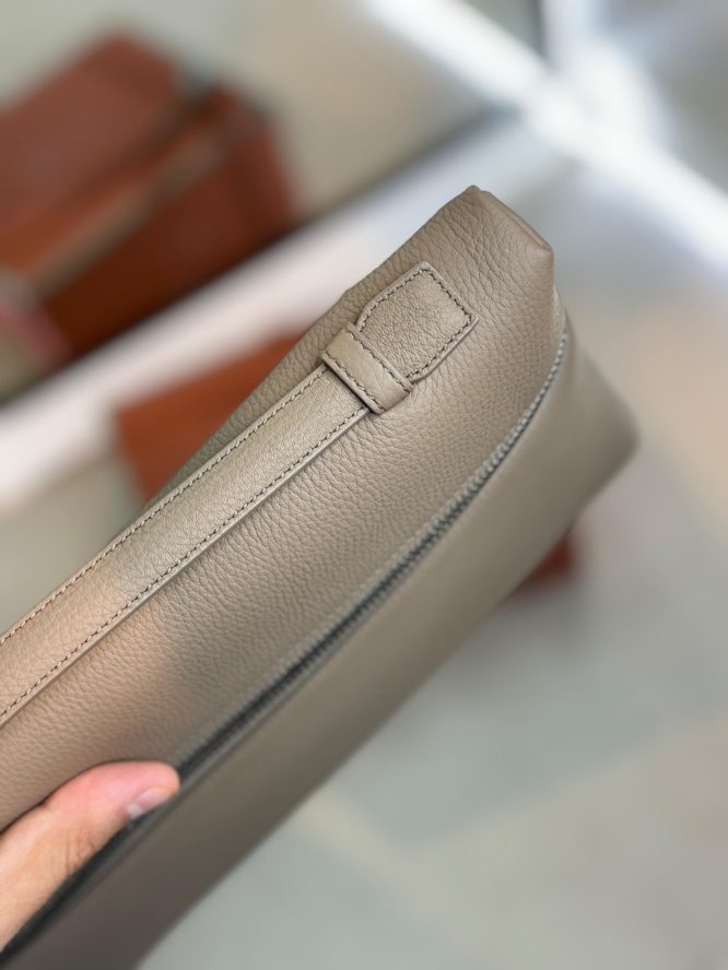 LORO-PIANA-EXTRA-POUCH-BAG-MEN