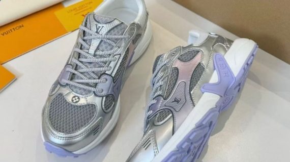 LOUIS-VUITTON-SNEAKERS-WOMEN