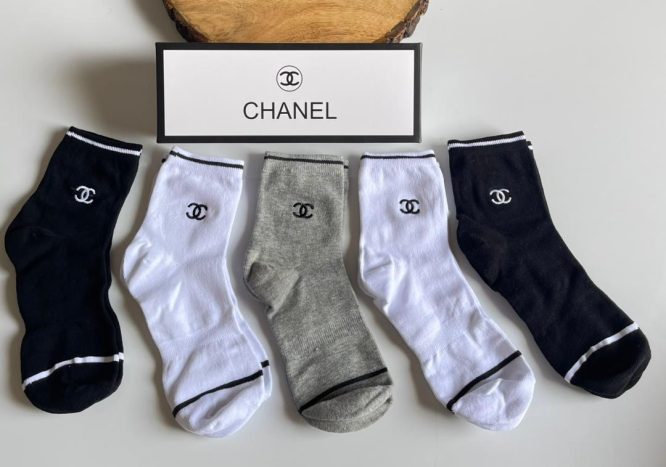 CHANEL-CREW-SOCKS-MEN