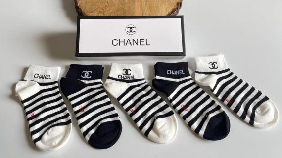 CHANEL-ANKLE-SOCKS-MEN