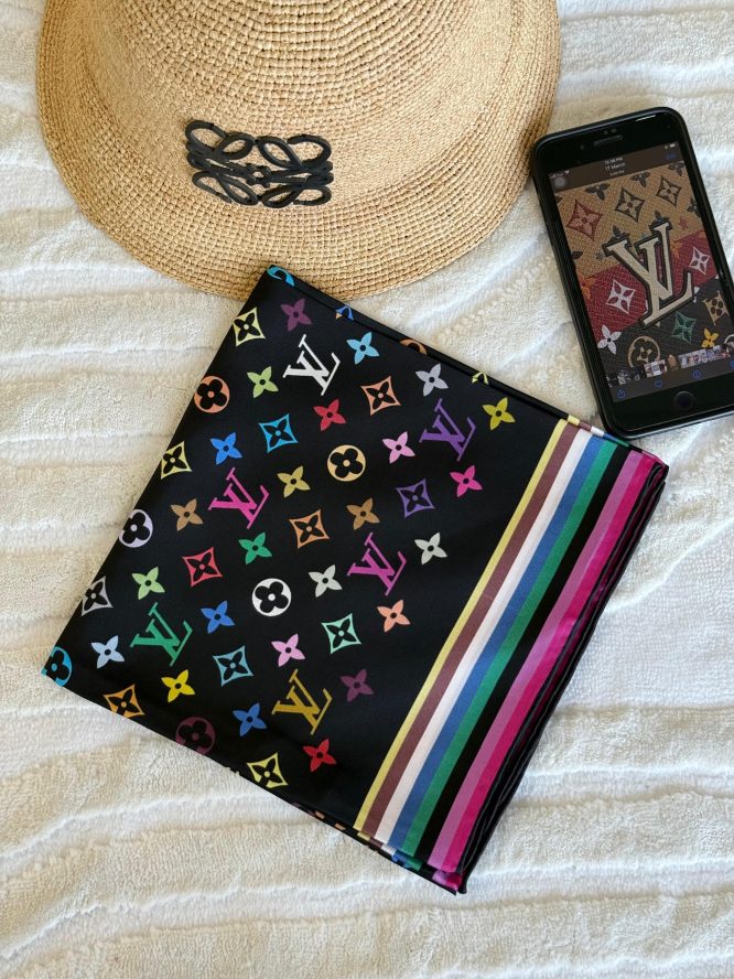 LOUIS-VUITTON-MULTICOLOR-SCARF-WOMEN
