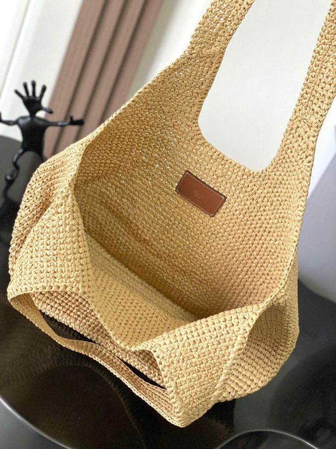 CELINE-CLASSIC-PANIER-BAG-WOMEN