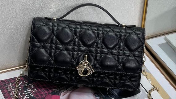 DIOR-CANNAGE LAMBSKIN- BAG-MATTE-BLACK