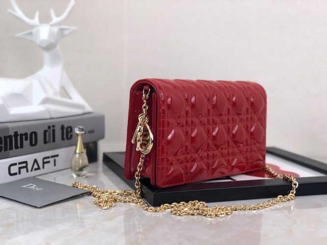 DIOR-CANNAGE LAMBSKIN-BAG-SHINY RED