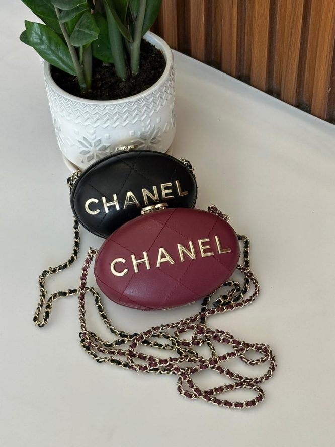 CHANEL-GOOSE-EGG-BAG-WOMEN