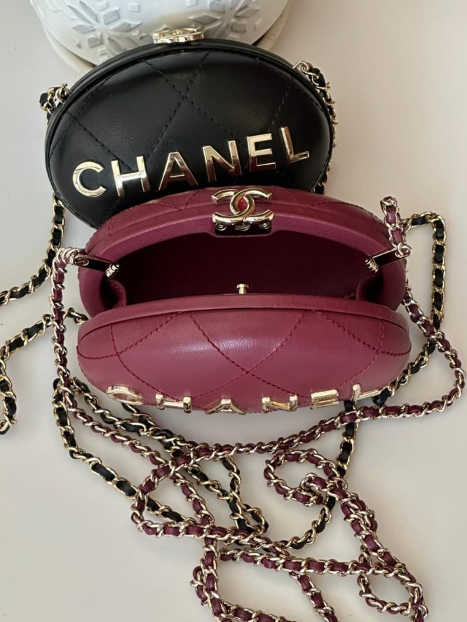 CHANEL-GOOSE-EGG-BAG-WOMEN