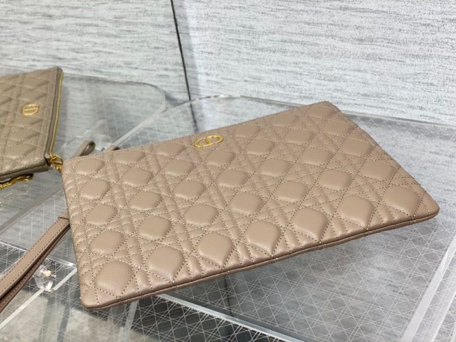 DIOR-CARO-DAILY-BAG-WOMEN