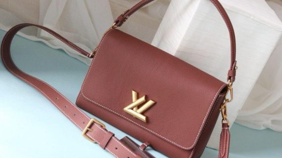 LOUIS-VUITTON-SOFT-TWIST-BAG-WOMEN