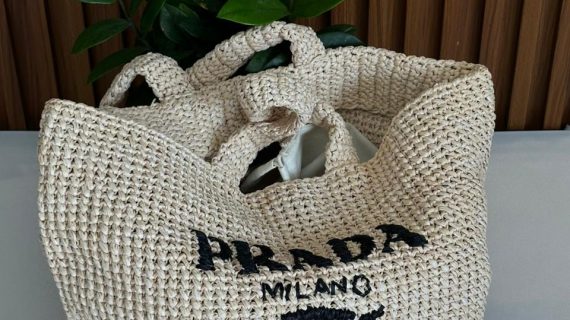 PRADA-RAFFIA-BAG-WOMEN