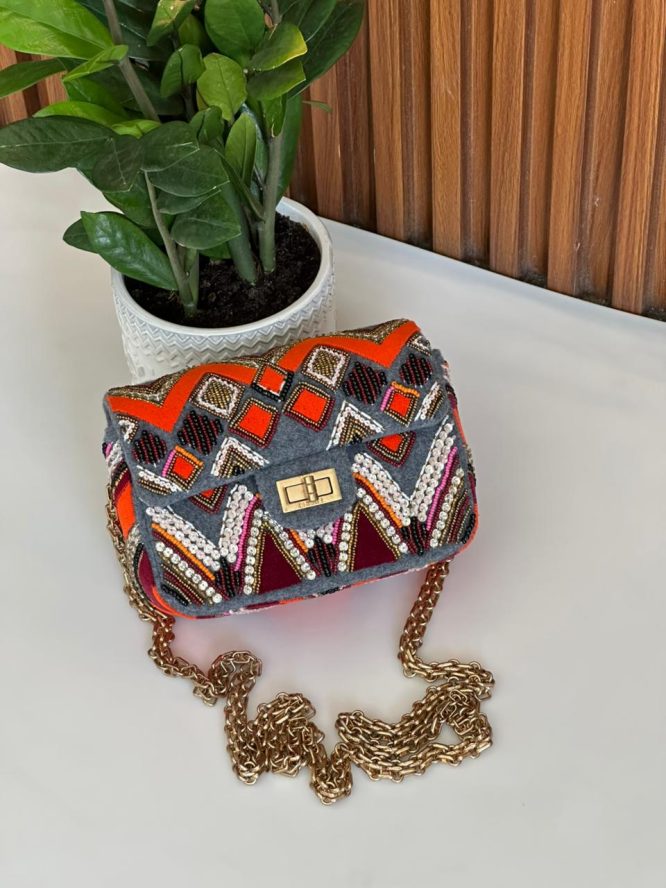CHANEL-BEADED-BAG-WOMEN