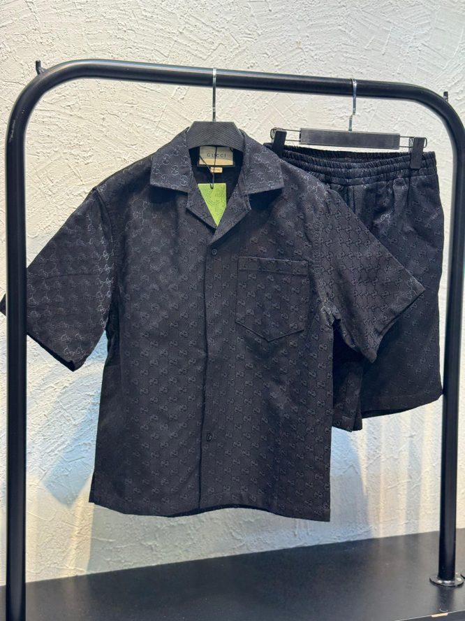 GUCCI-LINEN-SET-MEN