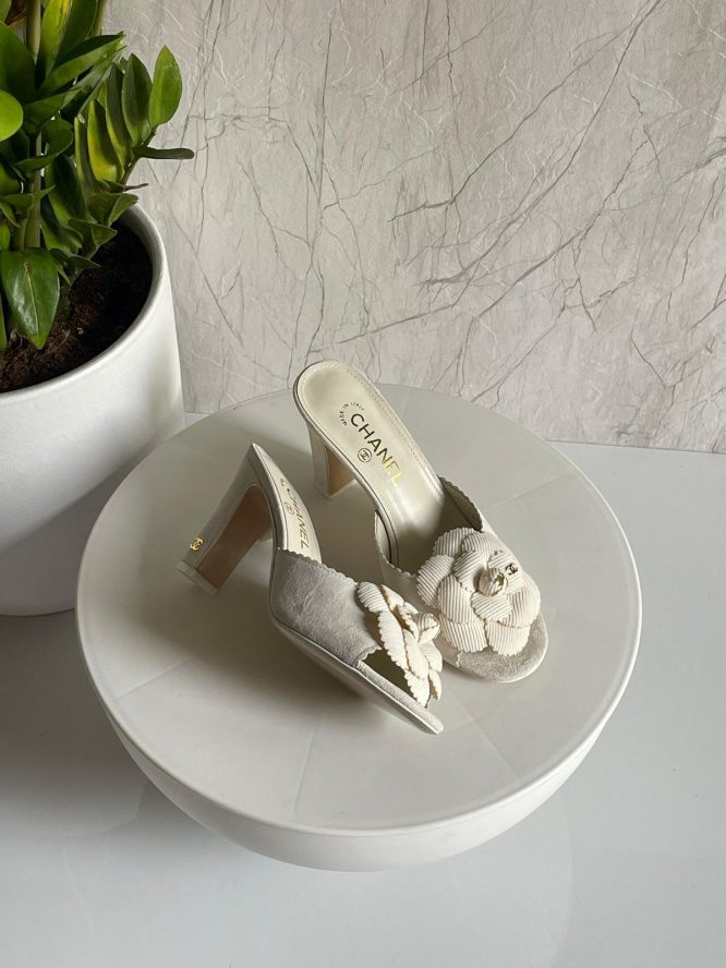 CHANEL-MULE-HEELS-WOMEN