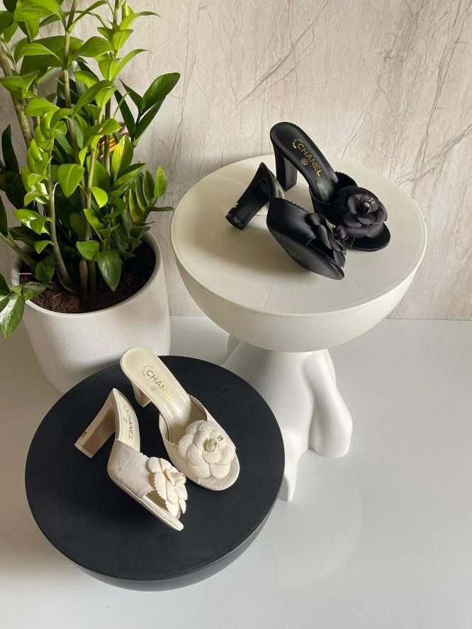 CHANEL-MULE-HEELS-WOMEN