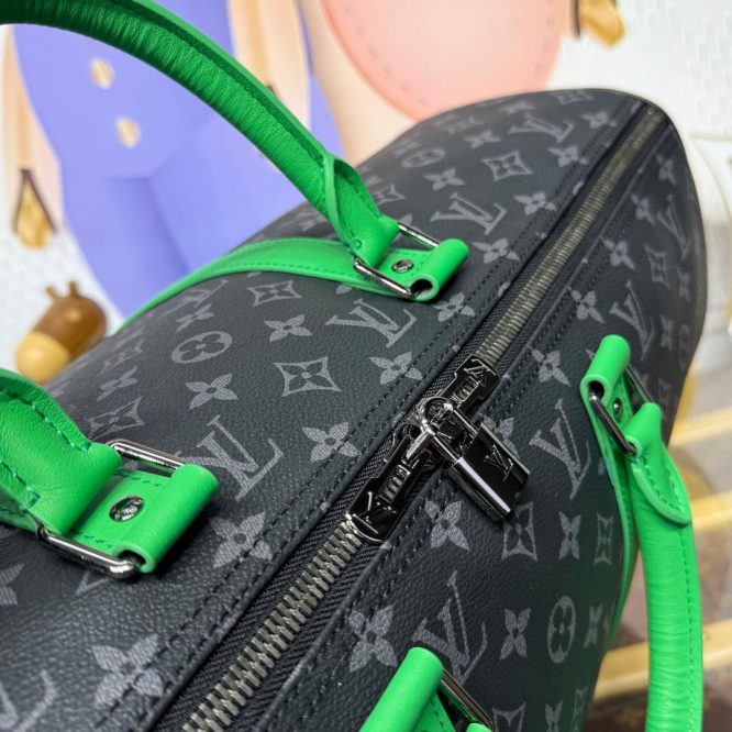 LOUIS VUITTON-TRAVEL BAG