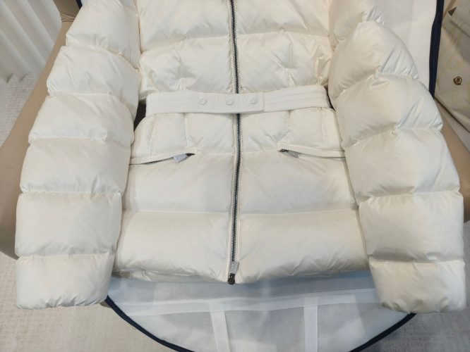 MONCLER -LADYS JACKET