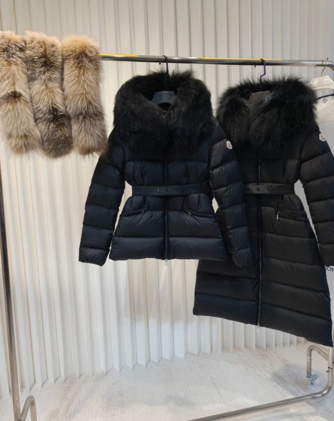 MONCLER -LADYS JACKET